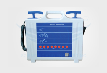 DEFIBRILLATOR