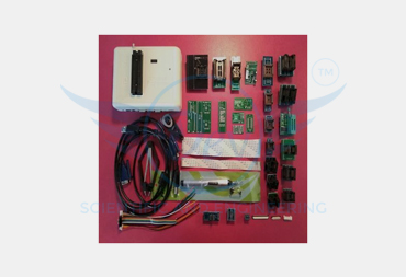 PROGRAMMER WITH 31 ADAPTORS