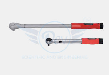CLICKING TORQUE WRENCH
