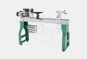 WOOD WORKING BASIC SPIRAL LATHE MACHINE